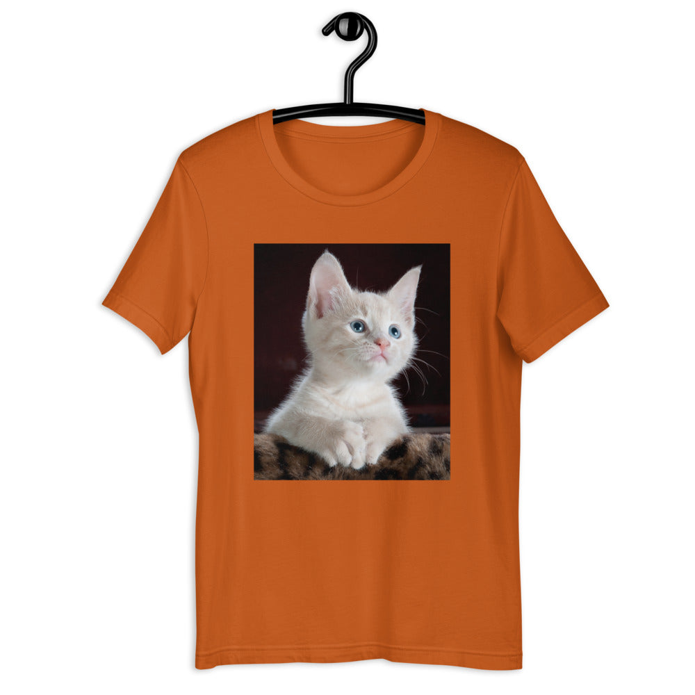 Kitten-looking-up 半袖ユニセックスTシャツ